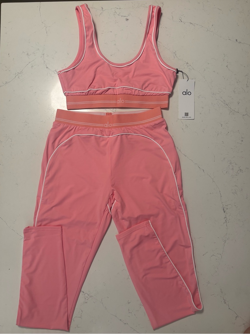 ALO Yoga Pink Athletic Set - Sports Bra and Leggings